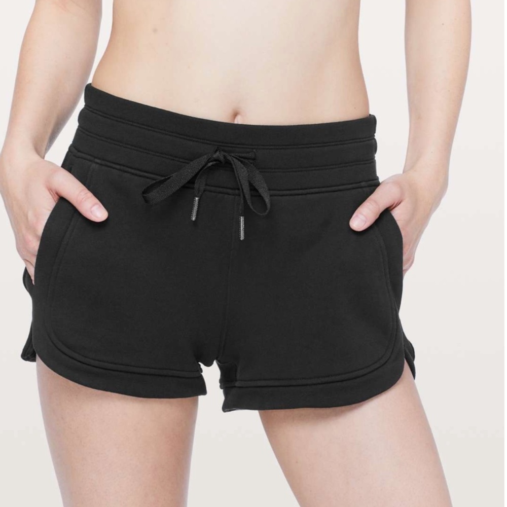 Lululemon Hit Reset Short